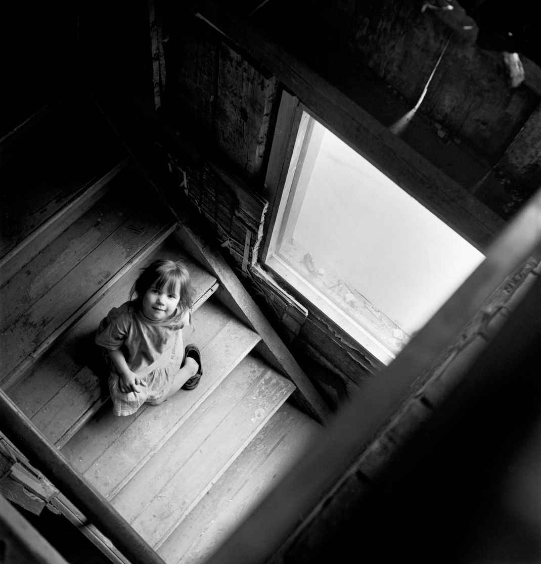 Inta Ruka: lõputuur kunstnikuga näitusel „Paigad nimega kodu“